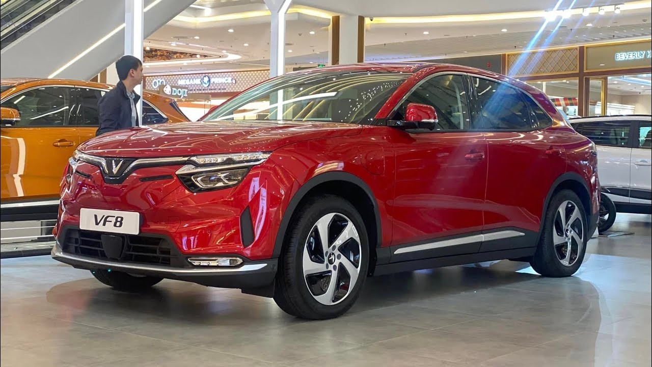 Giá xe VinFast VF 8: Cập nhật và so sánh bản Eco & Plus