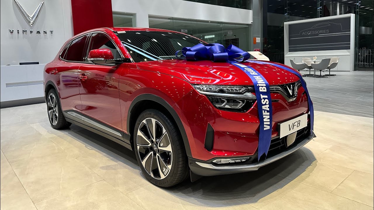 VF 8 Plus Màu Đỏ: Cơ Hội Sở Hữu Xe Sang Giá Hời Duy Nhất